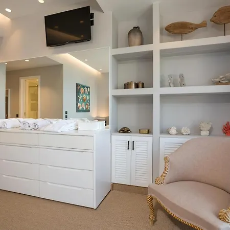Apartment Seafront Luxury 
