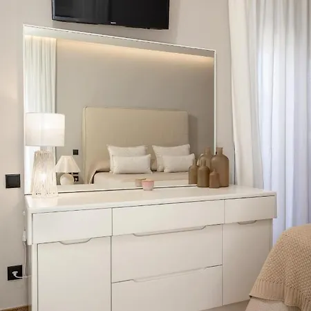 Apartment Seafront Luxury 
