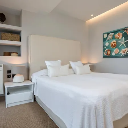Apartment Seafront Luxury 