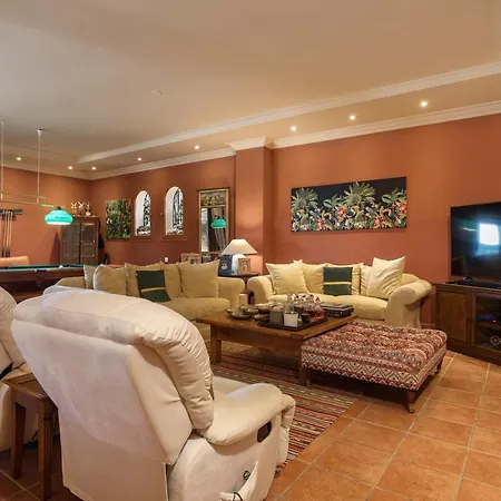 Apartment Seafront Luxury 